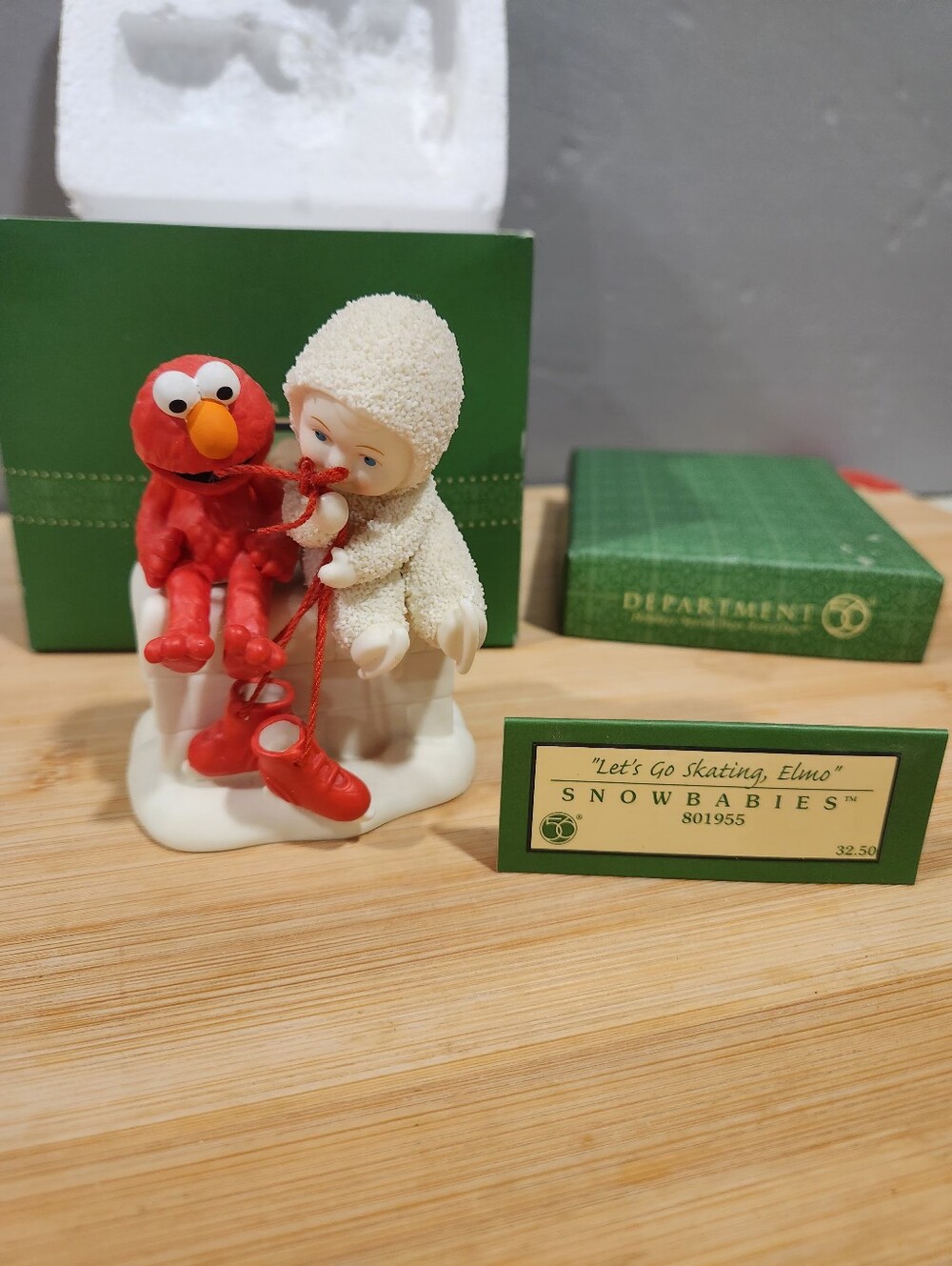 Dept  56 Snowbabies  Sesame Street  Elmo  "LET'S GO SKATING" Figurine With Box